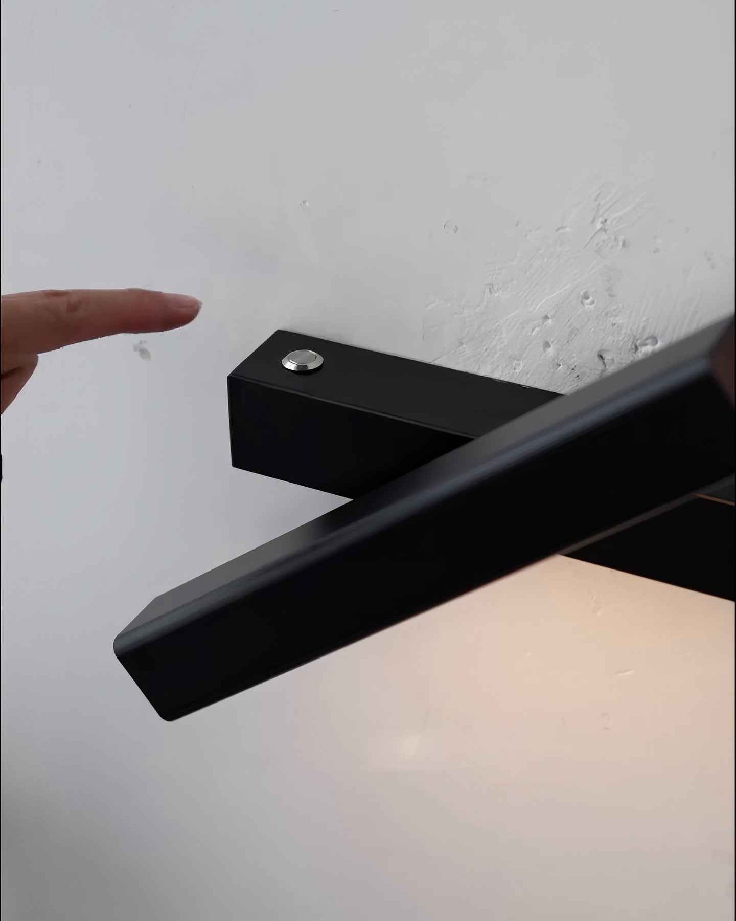 LumoEdge - Modern Minimalist Wall-Mounted Lights