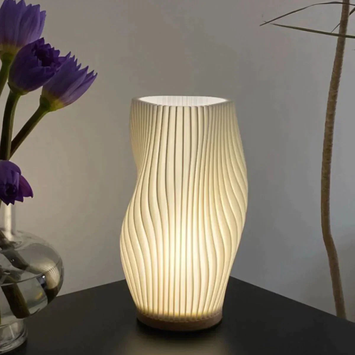 WaveLume - Modern Pleated Table Lamp with Sculptural Design