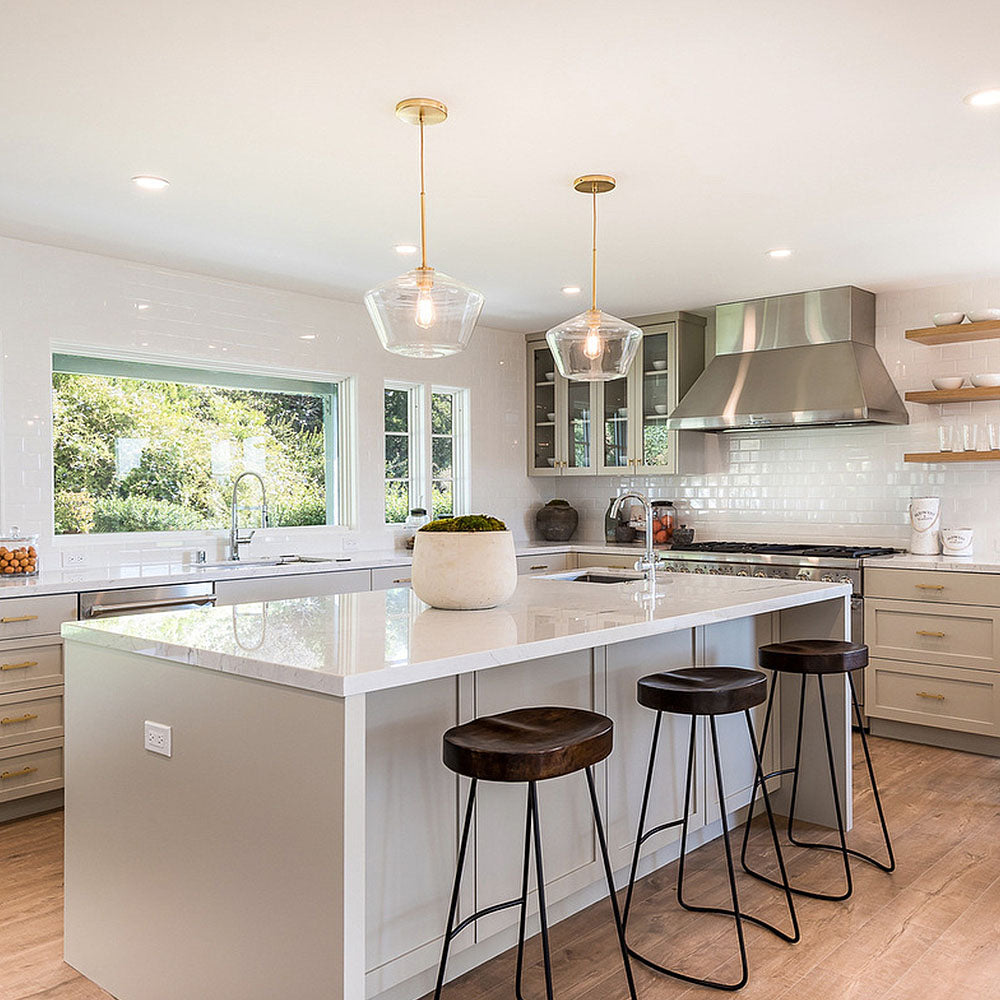 LumaGlow - Elegant Pendant Light made of Clear Glass