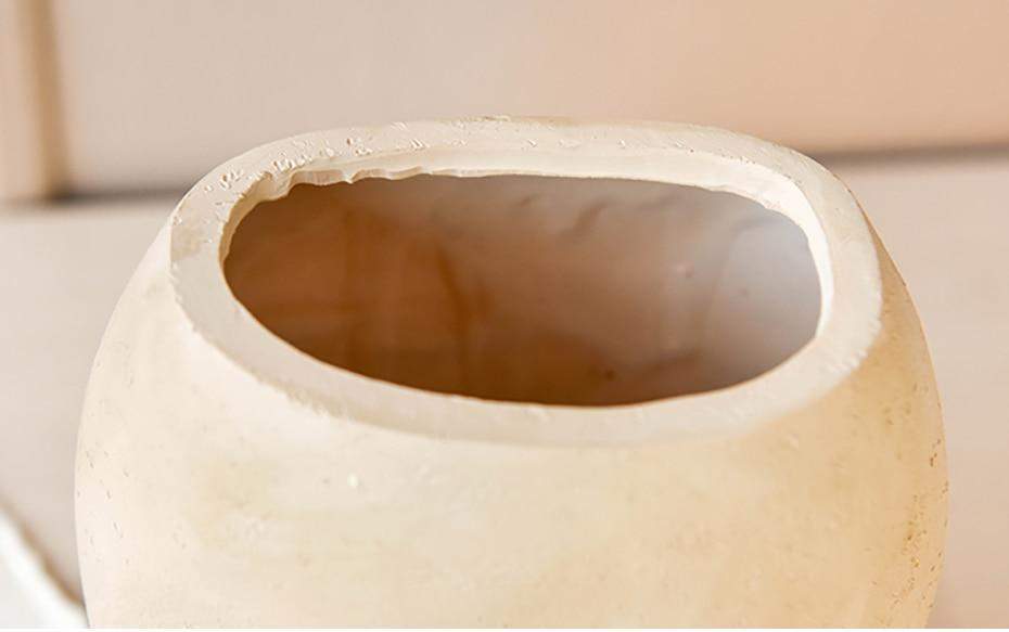 BloomCharm Artistic Face Planter – Stylish Decorative Flower Pot