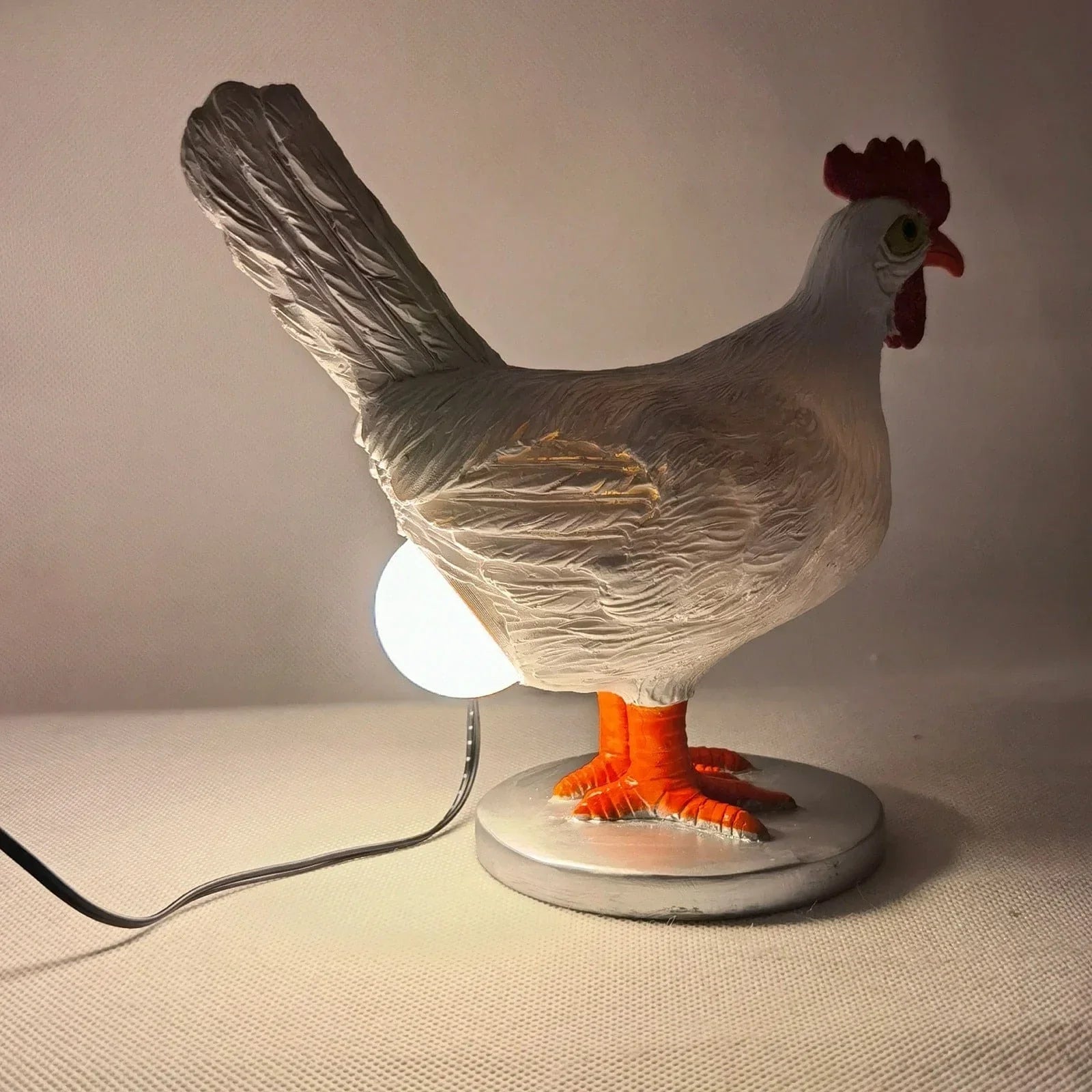 ChickGlow - Whimsical Chicken-Shaped Table Lamp