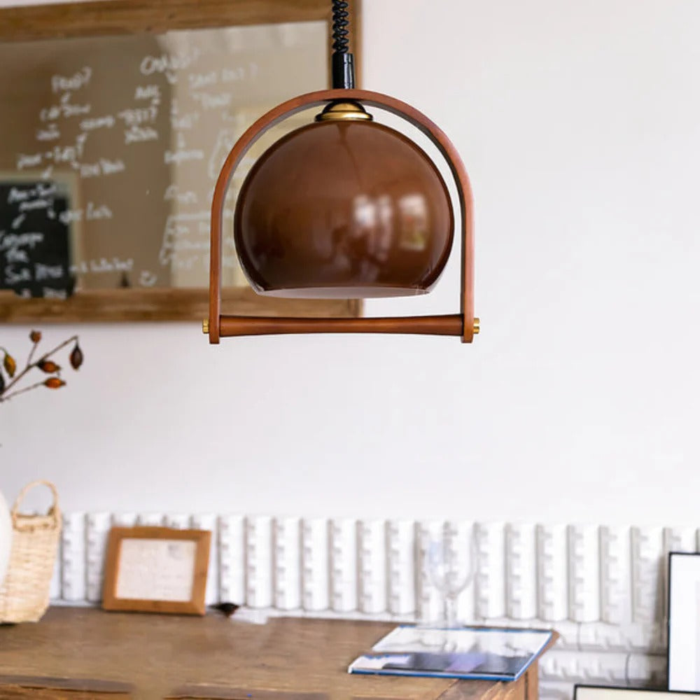 HeritageGlow – Elegant Pendant Light with Timeless Design