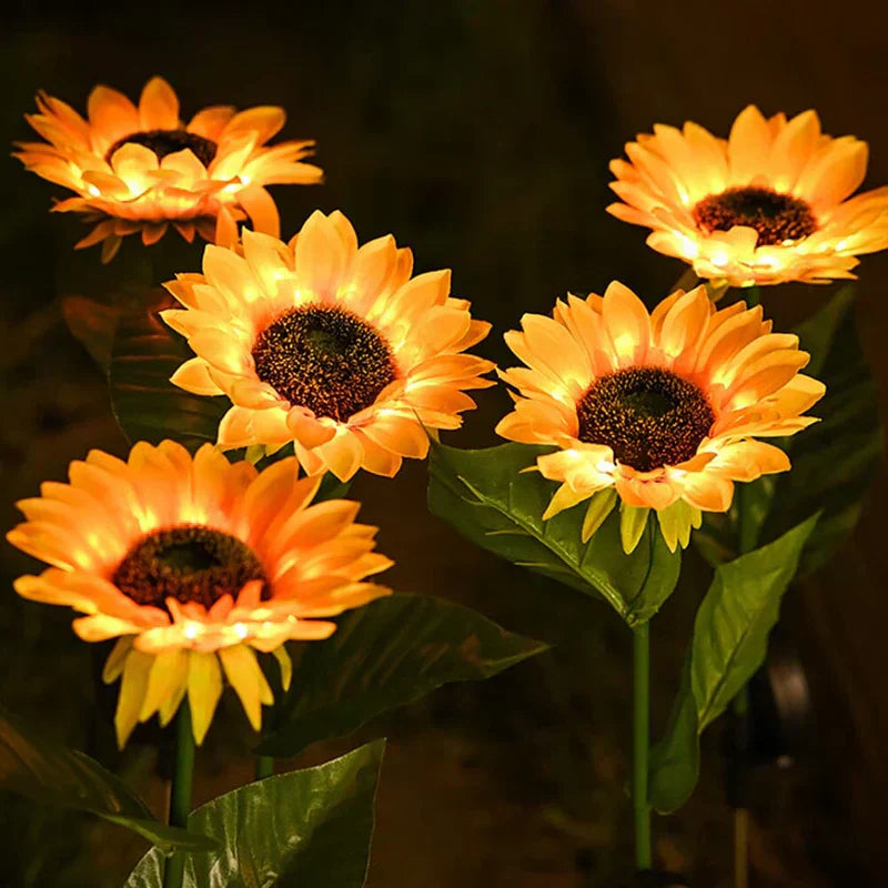 SunnyBloom - Solar-Powered Garden Lamp for Sunflowers