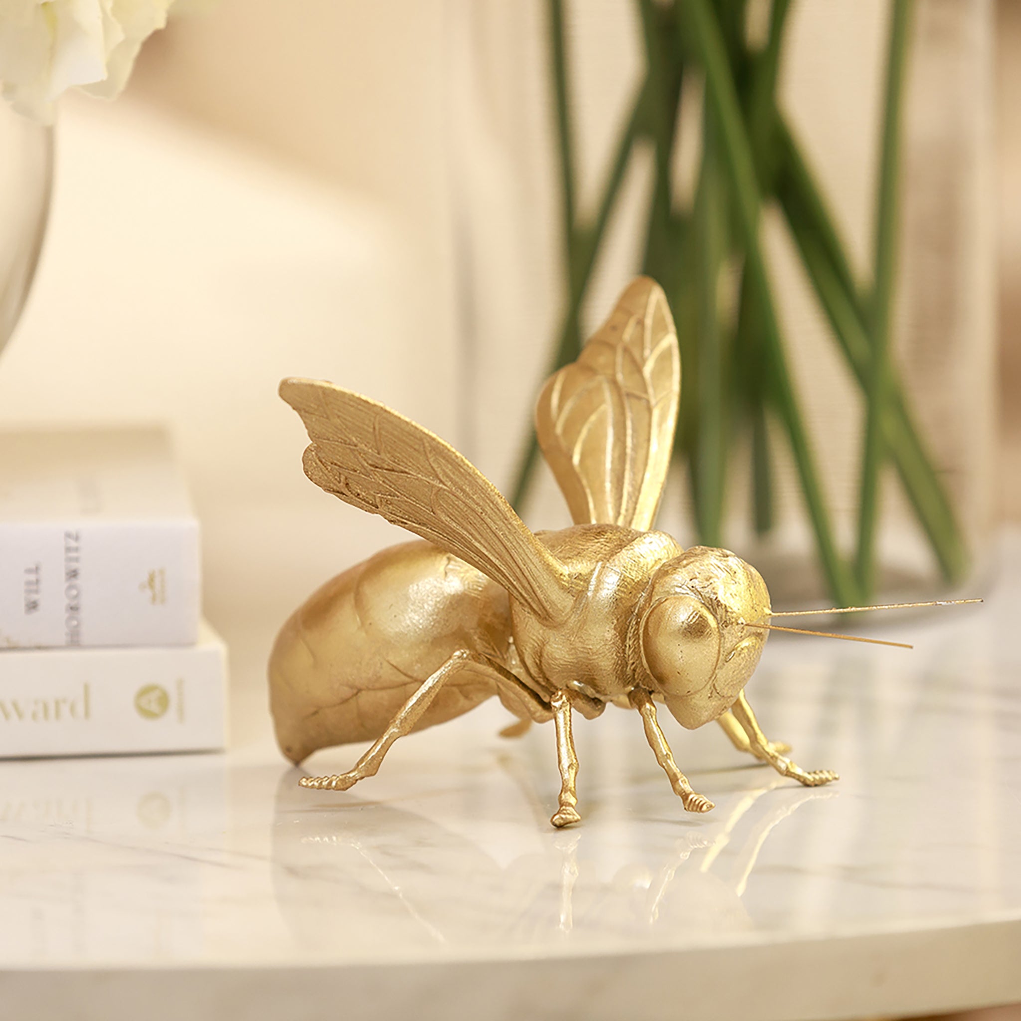 Elegant Golden Bee Decoration