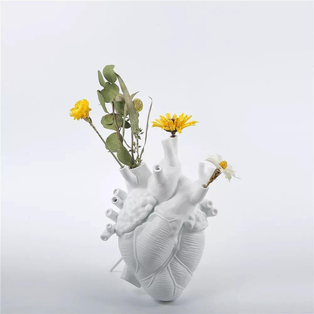 ArteVita - Creative Anatomical Heart Vase Decor
