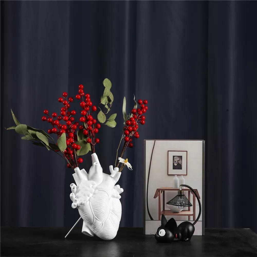 ArteVita - Creative Anatomical Heart Vase Decor