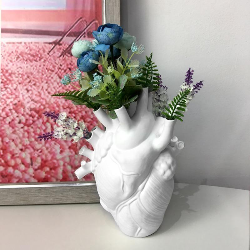 ArteVita - Creative Anatomical Heart Vase Decor