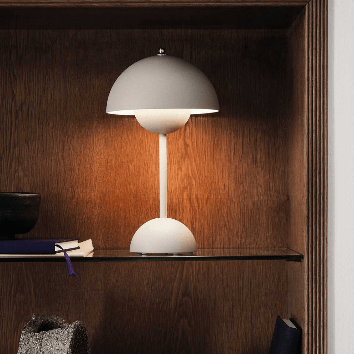 Lunarglo | LED Lamp