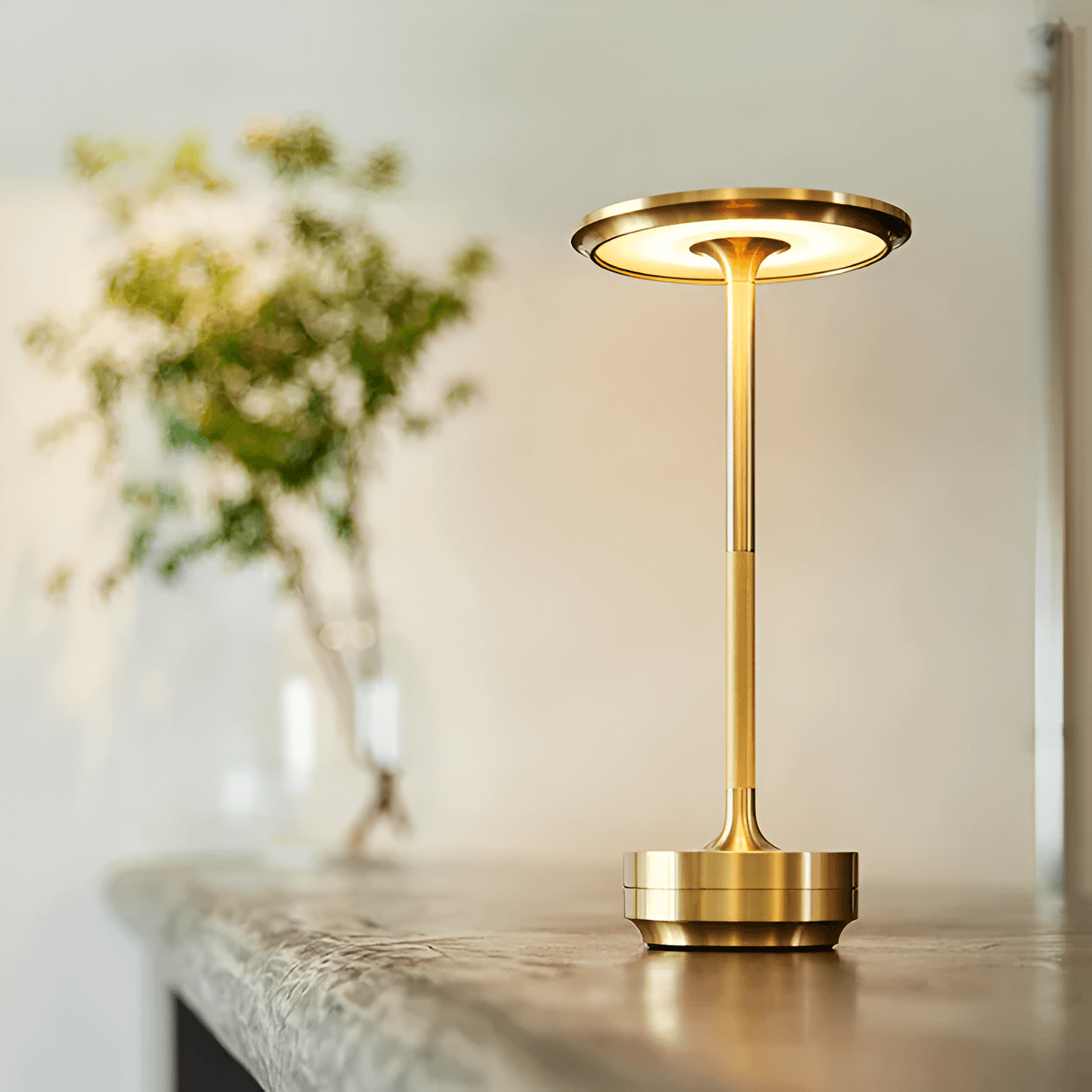 AmberGlow - The Wireless and Rechargeable Mood Light