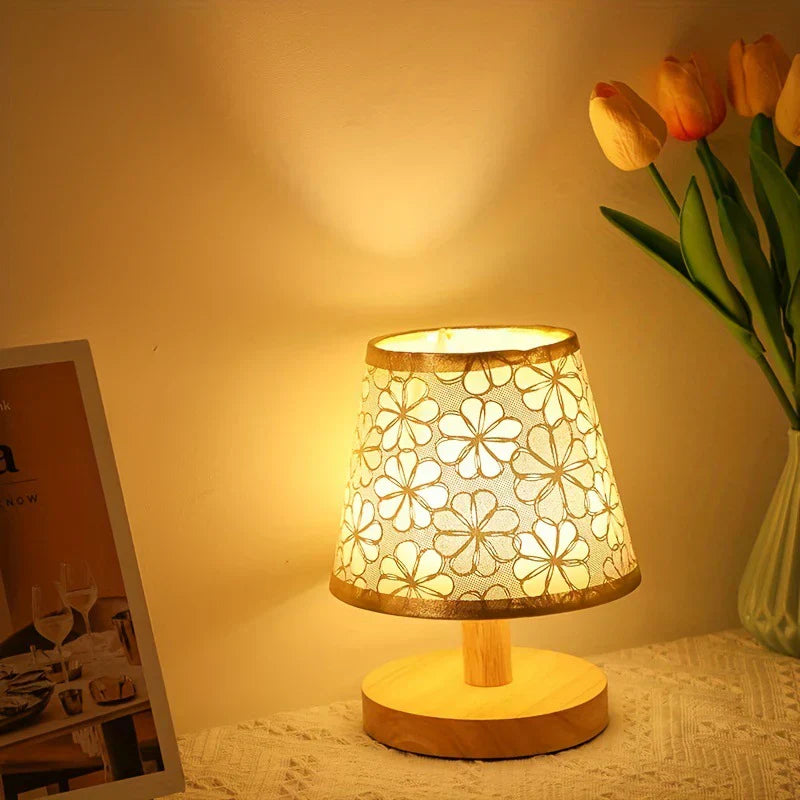 Wood Minimalist Flower Pattern Table Lamp