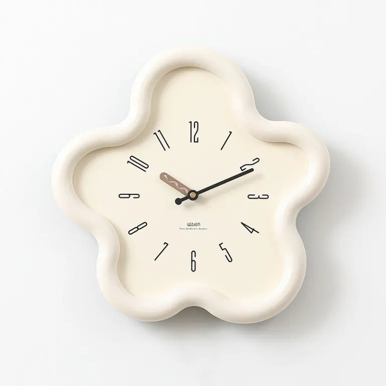 BloomWatch - silent 3D flower clock with motion