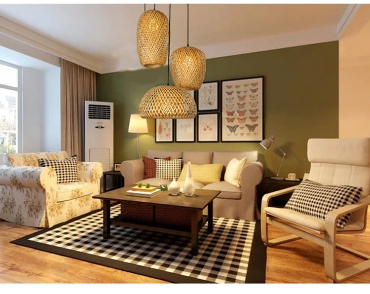 NaturalElegance -  Warm Woven Rattan Pendant Light