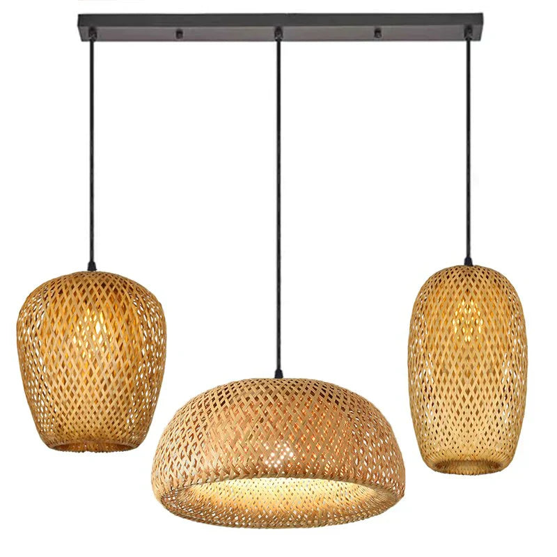 NaturalElegance -  Warm Woven Rattan Pendant Light