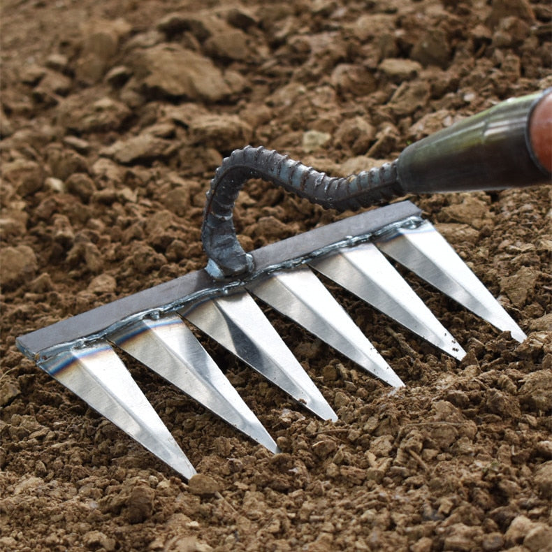 WeedMaster Pro Garden Rake – High-Performance Weeding Tool for Effortless Lawn Care