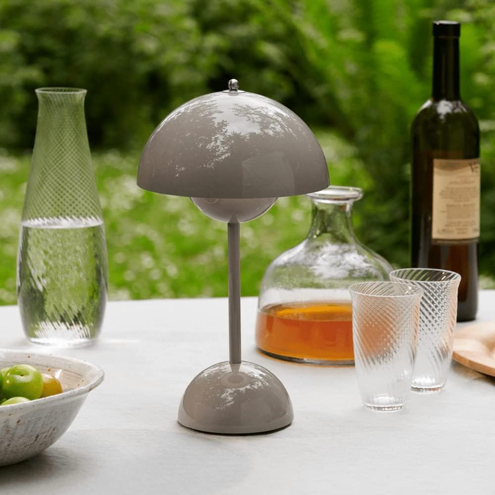 Lunarglo | LED Lamp