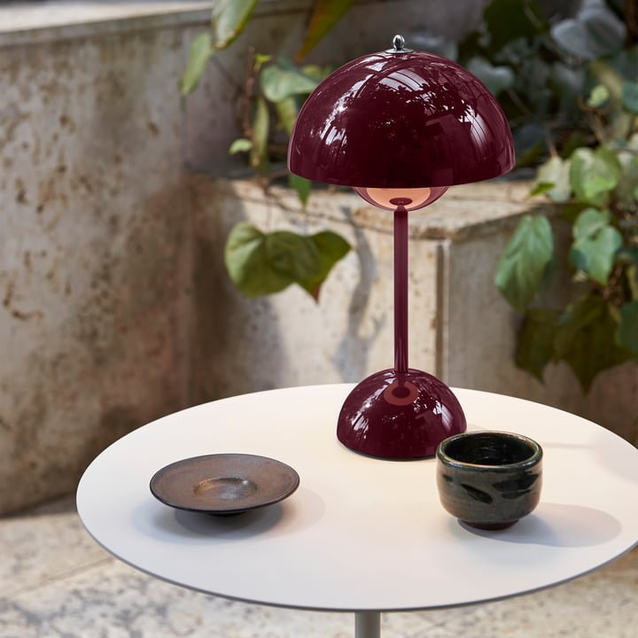 Lunarglo | LED Lamp