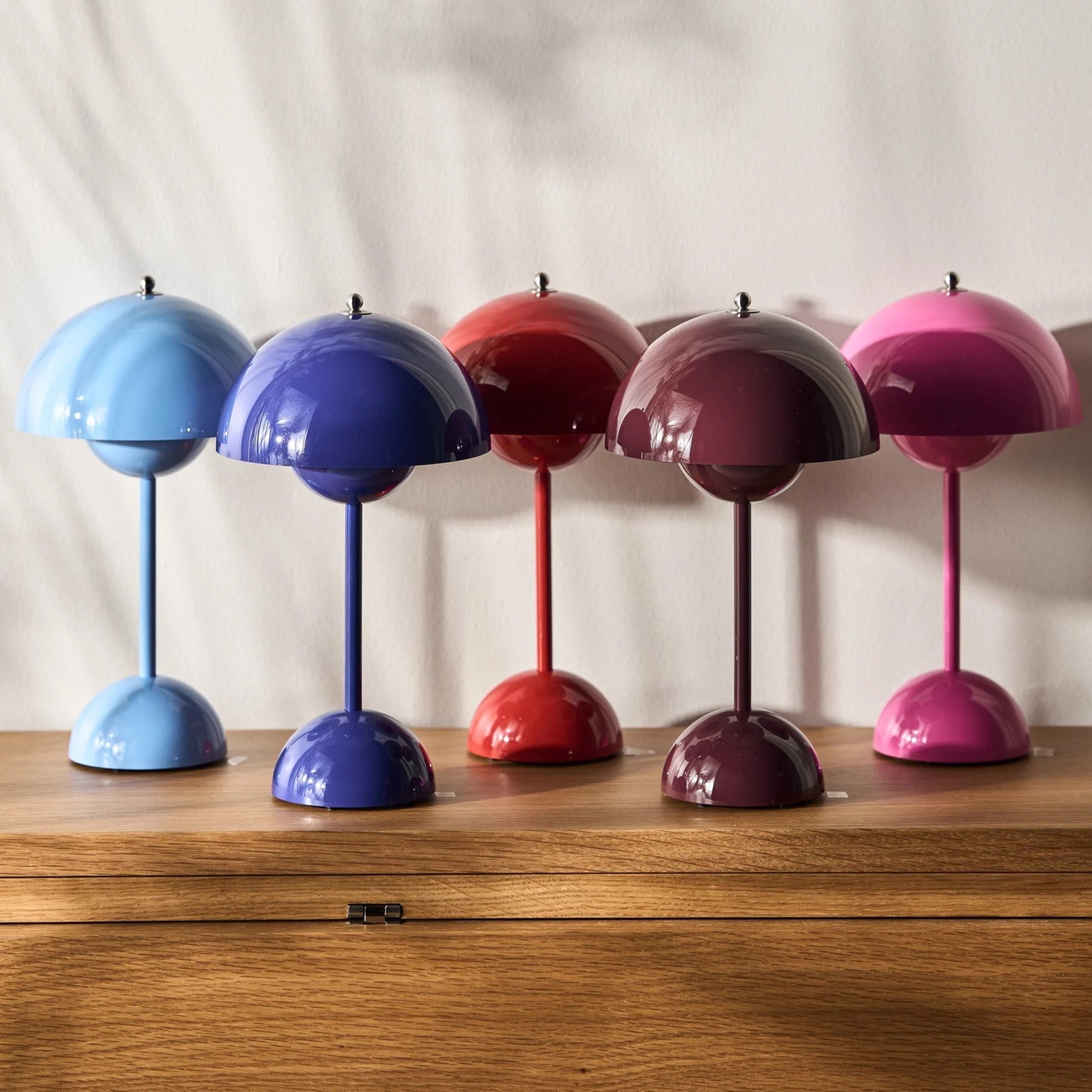 Lunarglo | LED Lamp
