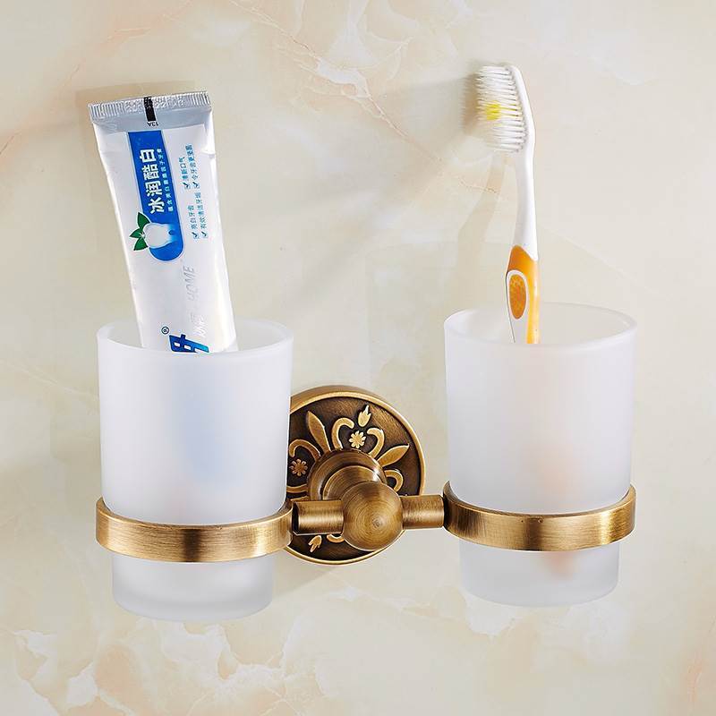 RoyalCharm - Antique Brass Bathroom Accessory Set